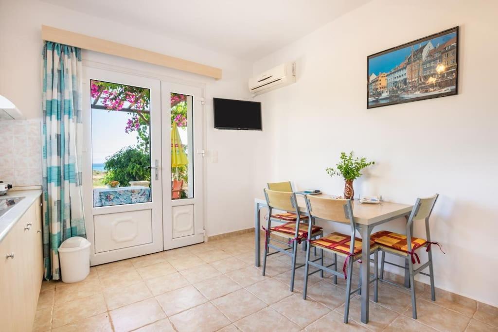 Venetia'S Garden Apartment Lefkos  Ngoại thất bức ảnh