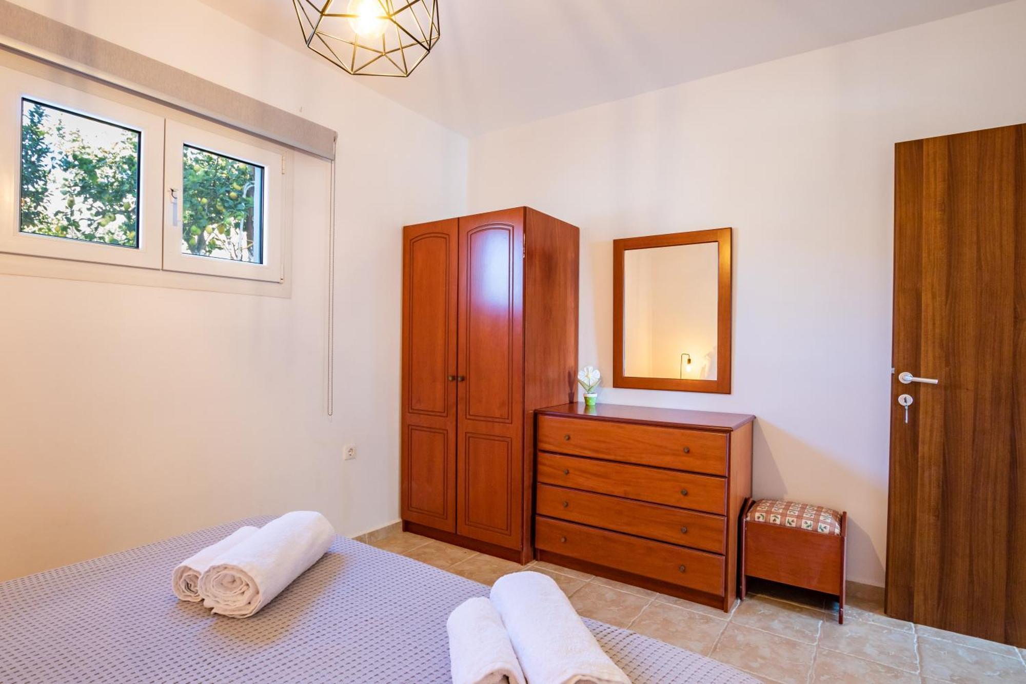 Venetia'S Garden Apartment Lefkos  Ngoại thất bức ảnh